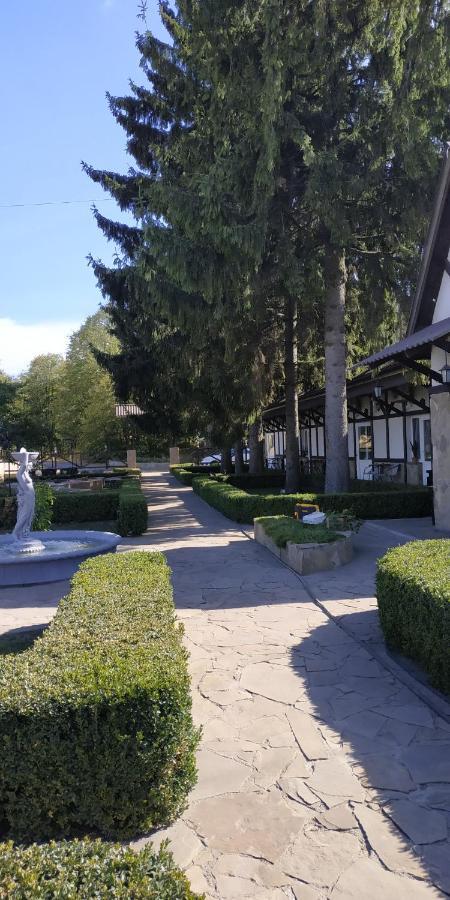 Hotel Хуторок Smila Esterno foto